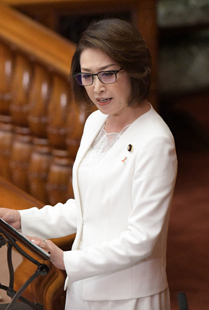 三原じゅん子氏「政権握るの総理だけ」発言に批判 「議院内閣制を