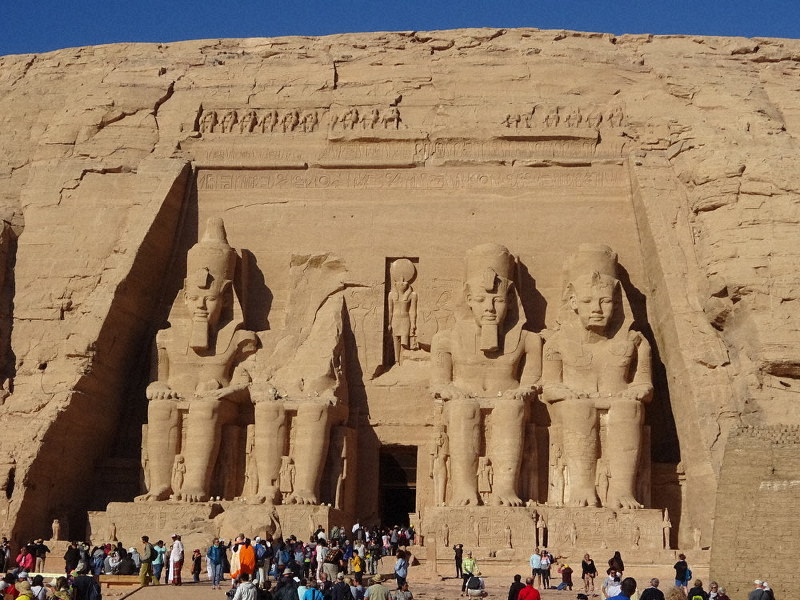 世界のまちかどで：ここに注目！／266 エジプト 「自分大好き」な王