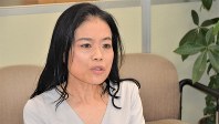 インタビューに答える片田珠美さん＝2019年3月22日