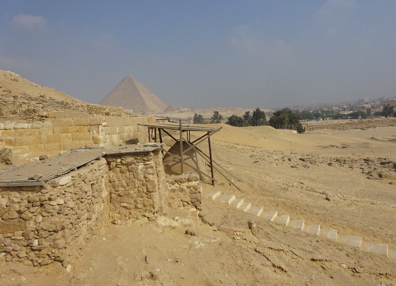 古代文字を歩く １ 宿る霊力 墓泥棒への警告 エジプト 墓室に呪いの書 毎日新聞