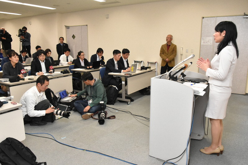 子育て いじめ対策で 越カラー 行財政改革には反発も 大津市長 立候補せず 毎日新聞