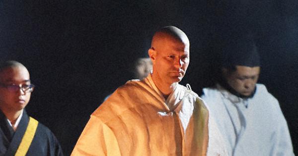 German-born Buddhist monk passes ancient exam at Japan temple - The Mainichi