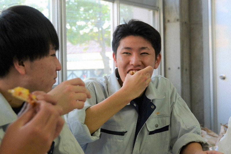 農ａｎｄ食 毎日農業記録賞 高校生部門 県内の２人入賞 秋田 毎日新聞