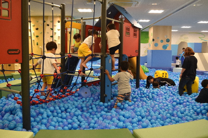 焦点 桜井市長選 駅前 どう活性化 市有地ホテル誘致 既存業者反発 奈良 毎日新聞