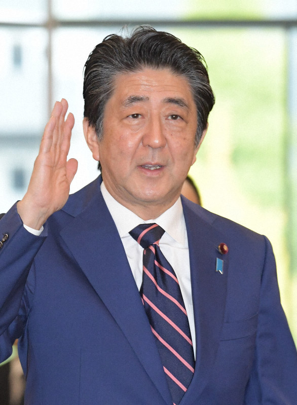 安倍首相、在職日数が憲政史上最長 20日で桂元首相を超え | 毎日新聞