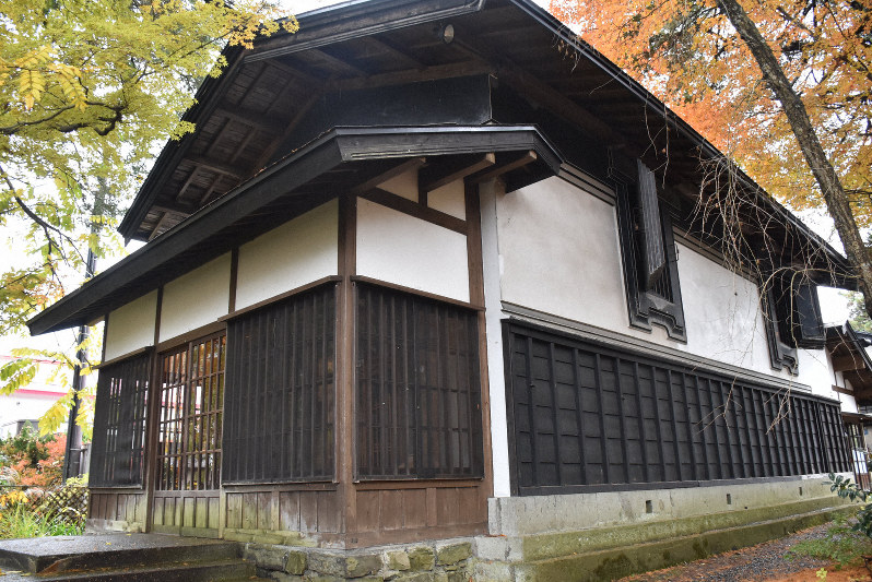 武士の時代にタイムスリップ 蔵を改装した宿泊施設 来年オープン 秋田 角館 毎日新聞