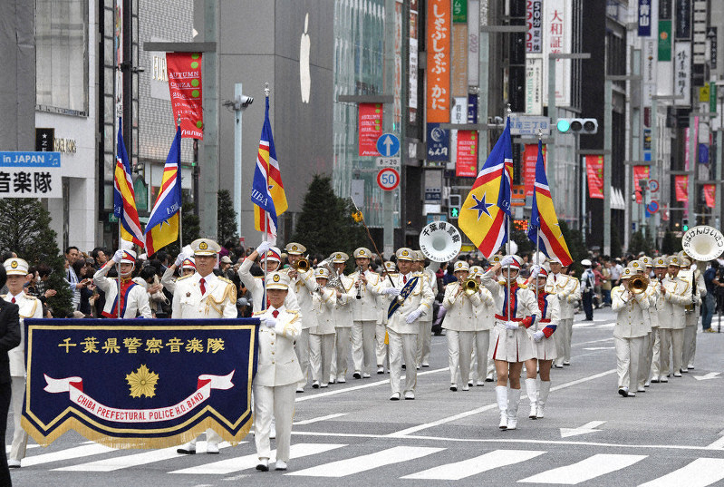 世界のお巡りさん 浦安でミニ演奏会 あす 千葉 毎日新聞