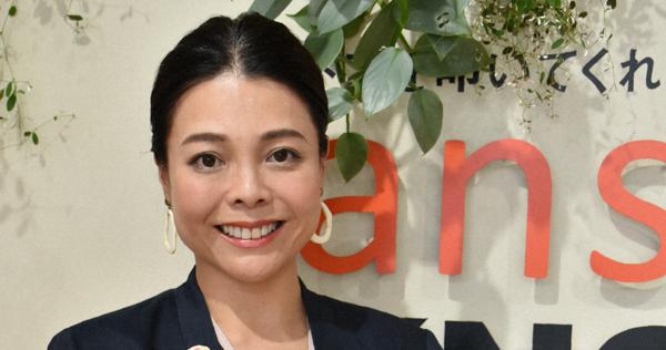 人 かお トーク 外国人も働きやすく アンサーノックス社長 渡辺郁さん 山梨 毎日新聞