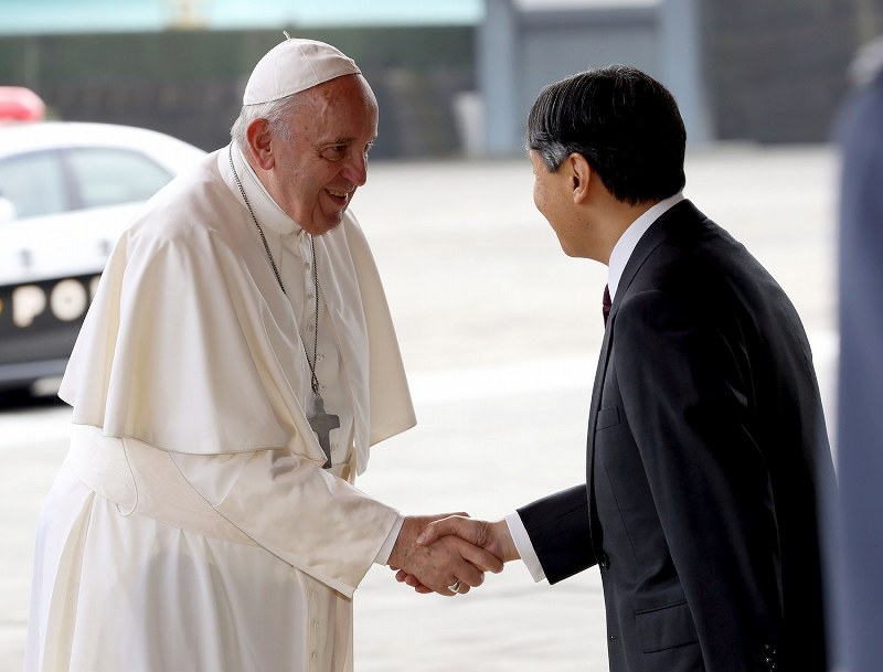 天皇陛下とローマ教皇が会見 [写真特集3/5] | 毎日新聞