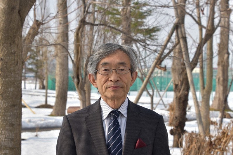 高橋興さん