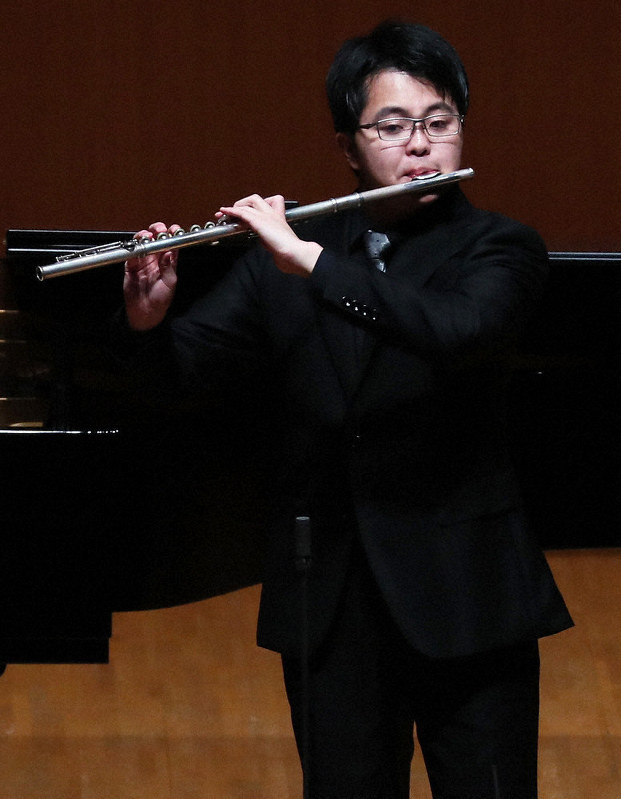 学生音コン 全日本学生音コン フルート部門 周囲の応援でここまで 高校１位の大和郡山 大島さん 奈良 毎日新聞