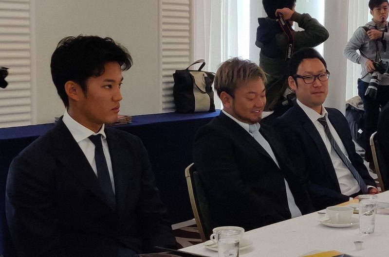 プロ野球選手会 労組 と 社団 が会合 若くなった 要職者の顔ぶれガラリ 毎日新聞