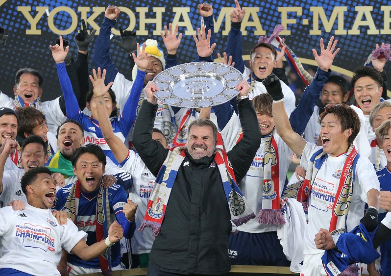 サッカー：横浜F・マリノスが15年ぶりJ1制覇 FC東京降す [写真特集25