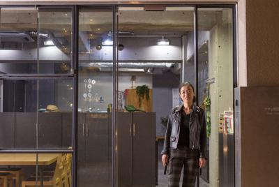 築山万里子さん＝岩本浩伸さん撮影