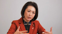 三原じゅん子氏=手塚耕一郎撮影