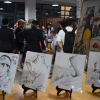 日本の人気漫画家4人が中国で描いた記念の色紙=中国福建省アモイで2019年11月12日午後5時37分、河津啓介撮影