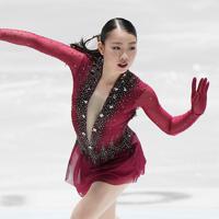 女子ＳＰで演技する紀平梨花＝東京・国立代々木競技場で２０１９年１２月１９日午後８時１６分、佐々木順一撮影    