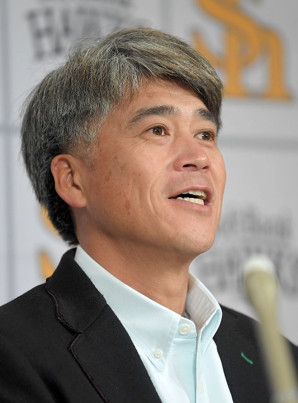 愛される球団のために「なんでもやります」 城島健司氏がSBフロント