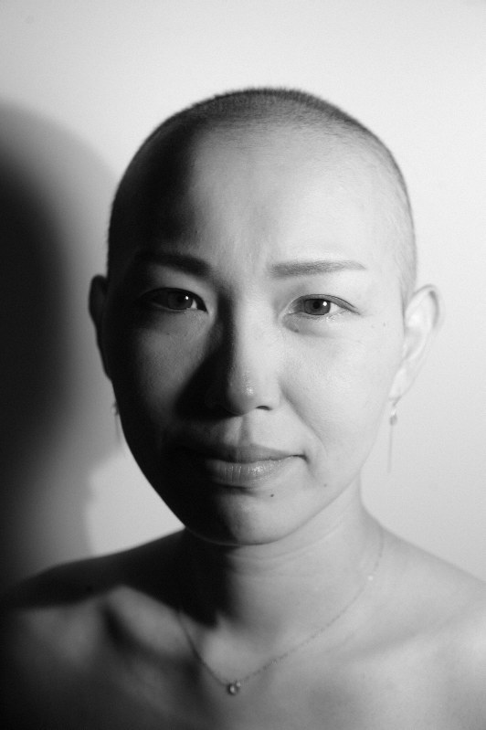 殿村任香さんの「SHINING WOMAN #cancerbeauty」(c)Hideka Tonomura