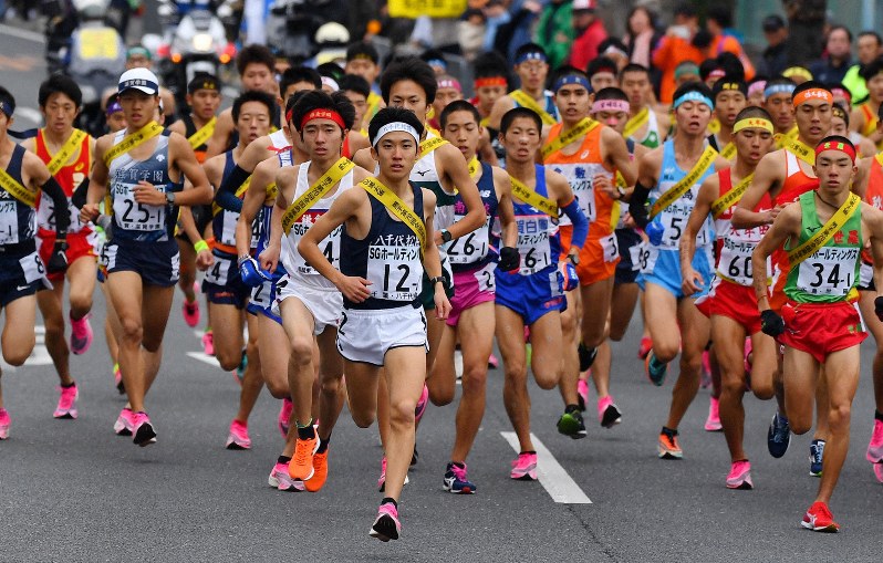 全国高校駅伝 男子 仙台育英が12年ぶりV 震災後初 [写真特集7/10