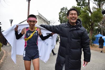3年間で人生変える 監督の熱意に応え まだまだ上を 男子 宮崎日大7位 全国高校駅伝 毎日新聞