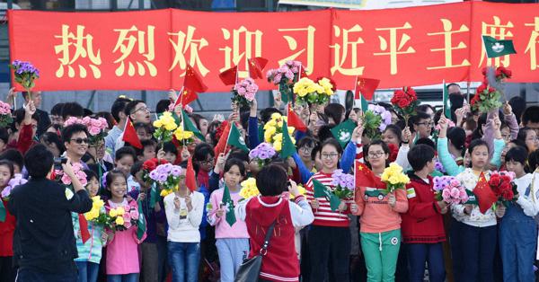 燃える香港の陰で「眠るマカオ」 薄い民主派の存在感 | 麗しの島から