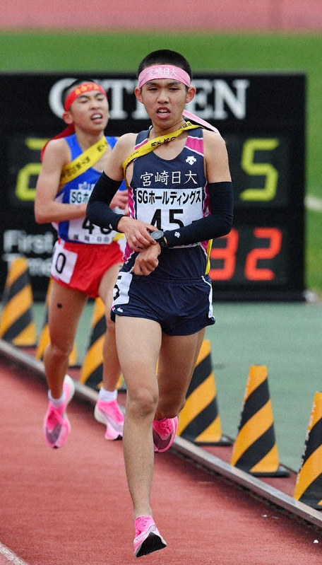 全国高校駅伝 男子 宮崎日大７位で初入賞 女子 力出し切り小林３３位 宮崎 毎日新聞