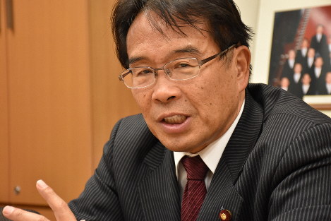 松原仁氏＝野原大輔撮影