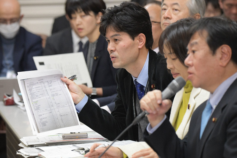 平成26年 27年 桜を見る会 安倍晋三 内閣総理大臣 枡 胸章リボン 計3点 平成26年 27年 桜を見る会 安倍晋三 内閣総理大臣 枡 胸章リボン
