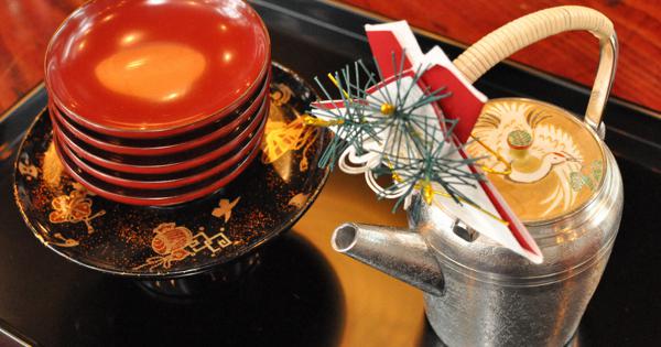 勧酒詩選：お正月のお屠蘇って？ 漱石が飲んだのはどんな酒だったのか | 毎日新聞