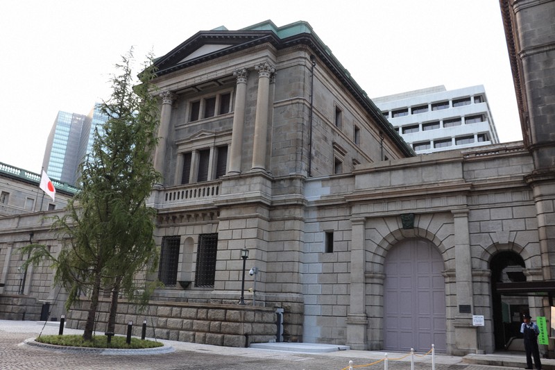 日本銀行本店=東京都中央区で2019年9月、後藤豪撮影