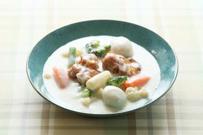 和風クリームシチュー＝東京都中野区で、吉田航太撮影