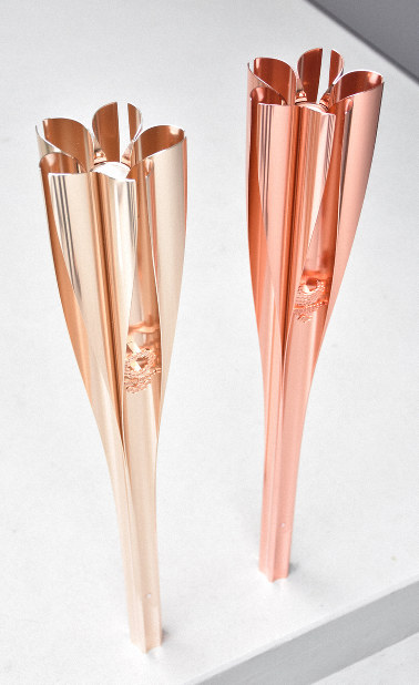 桜をモチーフに「日本人の真心を表現」 聖火リレーのトーチをデザイン