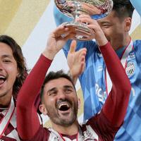 天皇杯優勝を喜ぶ神戸のビジャさん=東京・国立競技場で2020年1月1日、宮武祐希撮影