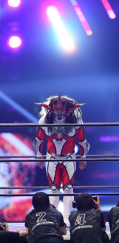 覆面レスラー「獣神サンダー・ライガー」が引退 「誕生」東京ドームで
