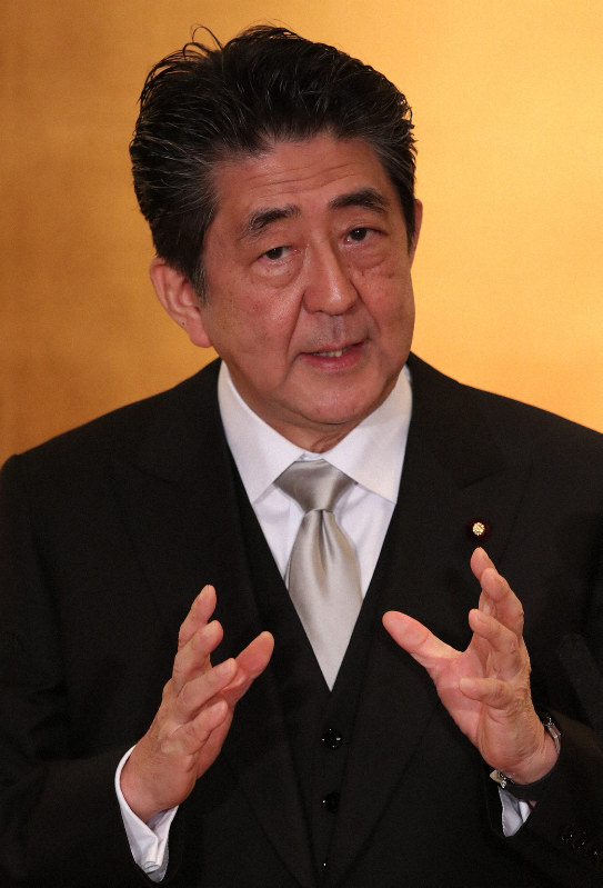 年頭記者会見に臨む安倍晋三首相=三重県伊勢市で2020年1月6日午後2時33分、兵藤公治撮影