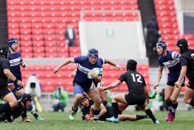 桐蔭学園バックス活躍 WTB西川トライ、SO伊藤大DG 全国高校ラグビー