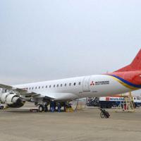 名古屋空港に入ったスペースジェットの試験10号機=三菱航空機提供