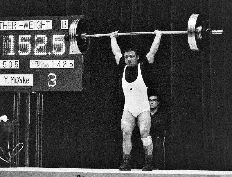 1964年東京五輪の日本人金メダル第1号に輝いた三宅義信さん