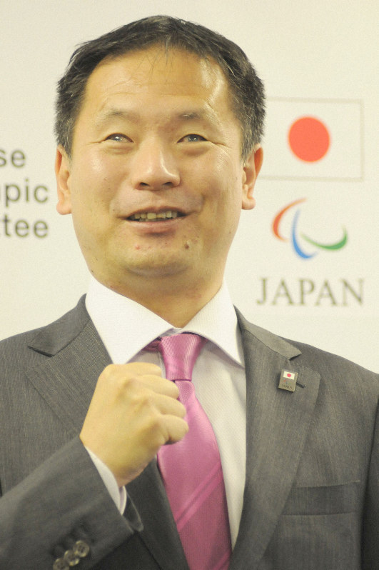 就任記者会見で抱負を語る日本パラリンピック委員会の河合純一委員長=東京都中央区で2020年1月10日午後2時53分、芳賀竜也撮影