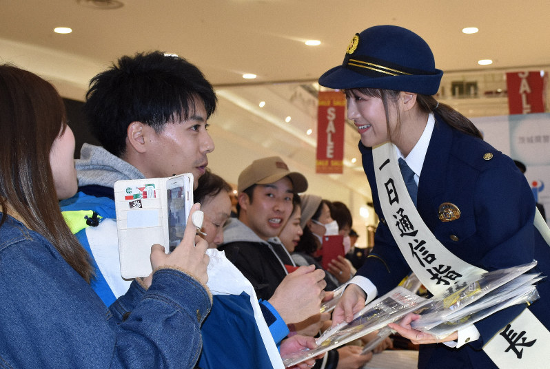 ヤブ蚊が…」不要不急の110番が2割 鈴木奈々さんも「適切な利用を