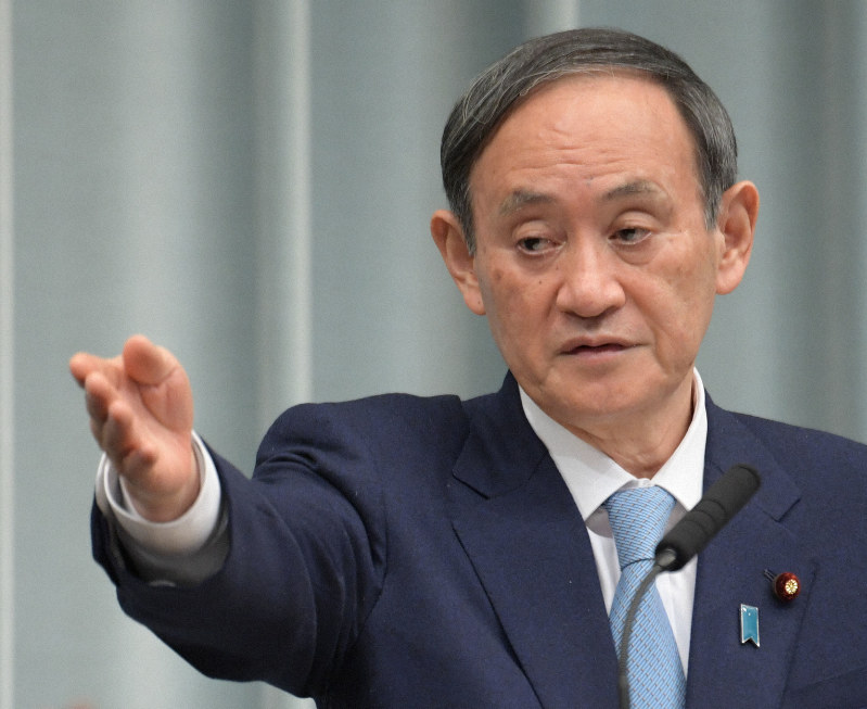 閣議後の記者会見で質問を受ける菅義偉官房長官=首相官邸で2020年1月14日午前10時36分、川田雅浩撮影