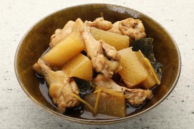 鶏とダイコンの昆布じょうゆ煮