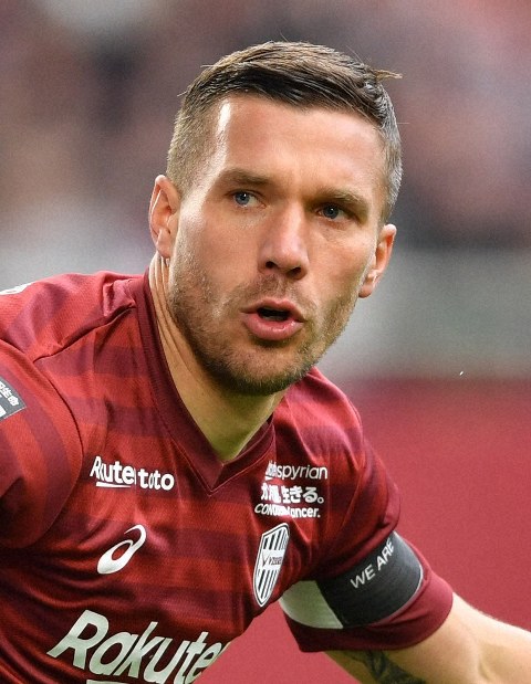 J1神戸、ポドルスキの退団発表 元ドイツ代表 | 毎日新聞