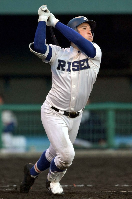 【2019秋季高校野球近畿大会】準々決勝＝履正社10－3京都翔英 [写真特集10/12] 毎日新聞