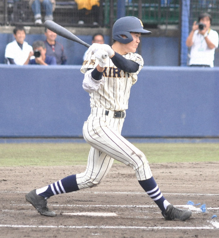 【2019秋季高校野球関東大会】準決勝＝山梨学院6－5桐生第一 [写真特集3/10] 毎日新聞