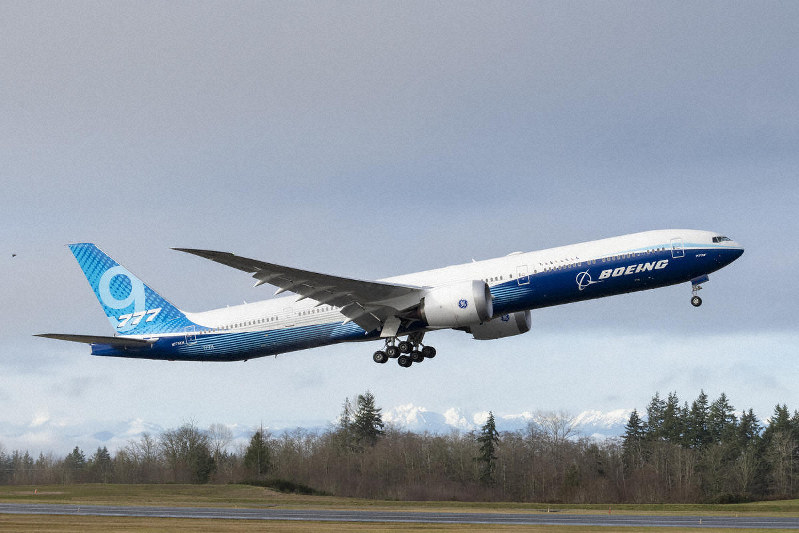 ボーイングの次世代大型旅客機「777X」 初のテスト飛行は3時間51分