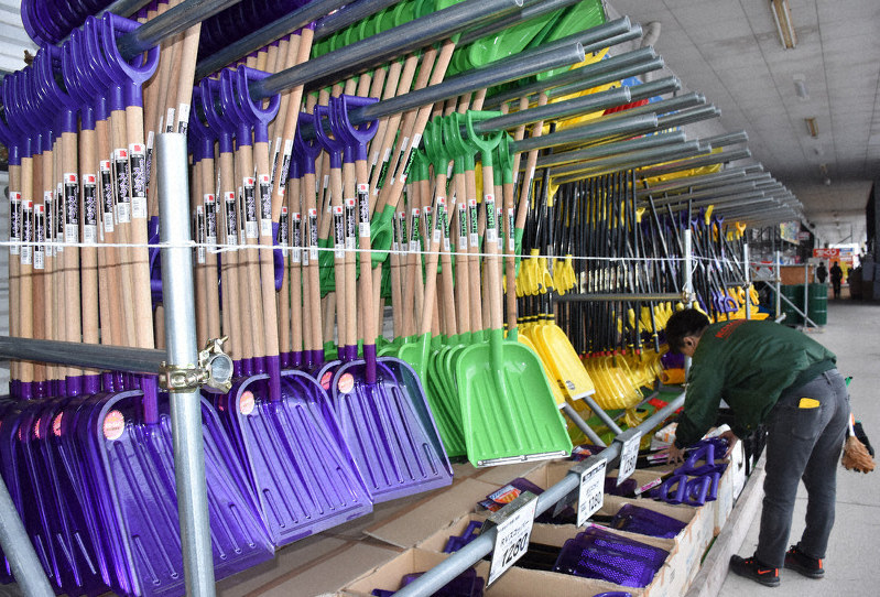 雪なき雪国 経済に打撃 新潟 毎日新聞