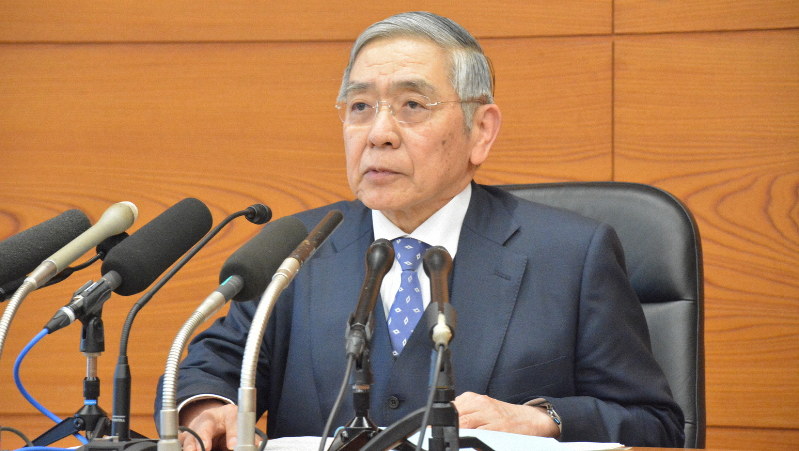 日銀の黒田東彦総裁は2%の物価目標を達成するまで金融緩和を続けるとの姿勢を崩さない=東京都中央区の日銀で2020年1月21日、高橋祐貴撮影