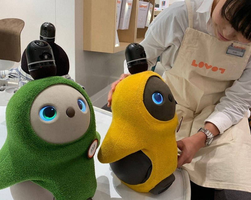 セカンドステージ 介護現場 ロボットと会話 毎日新聞